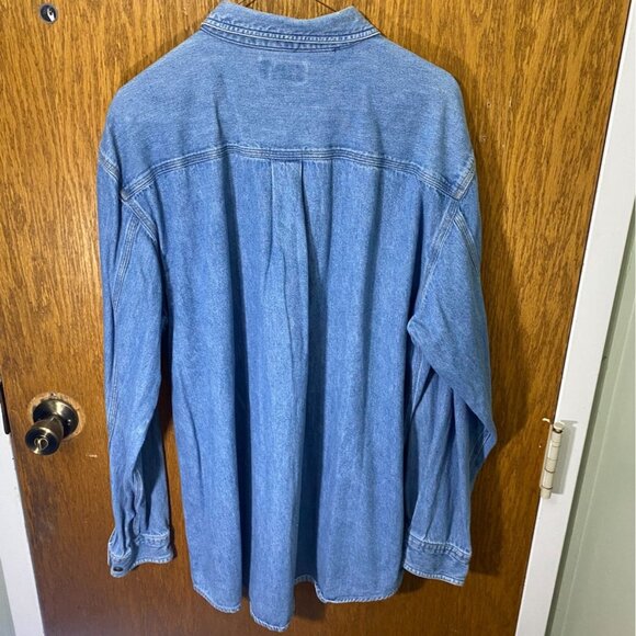 Vintage Carhartt  Chambray Shirt Large Blue Denim Button-Up With Dual Pockets - Picture 10 of 10